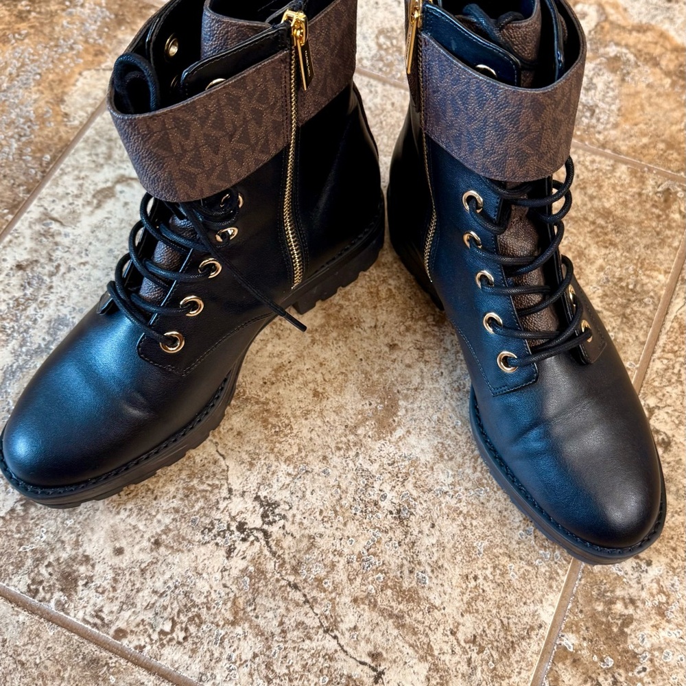 Michael Kors Black Leather Ankle Boots with Brown Straps - Picture 4 of 8